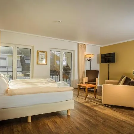 Business-apartment 7 Mit Kueche & Kostenfreiem Parkplatz جرايفسفالد